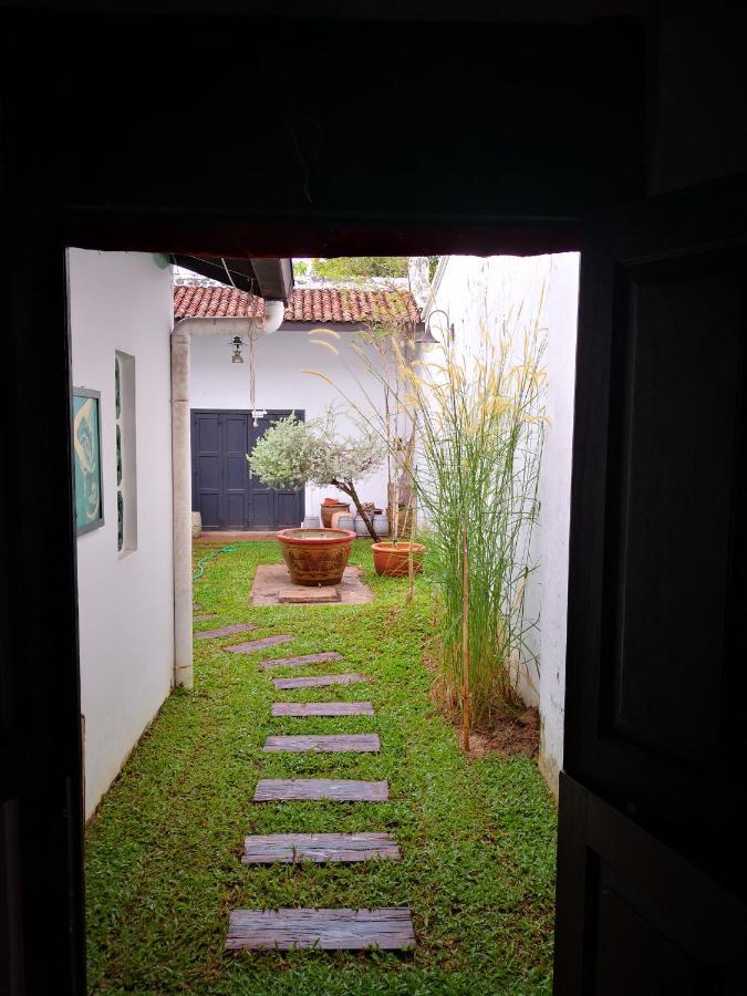 Colin'S Place Malacca Εξωτερικό φωτογραφία