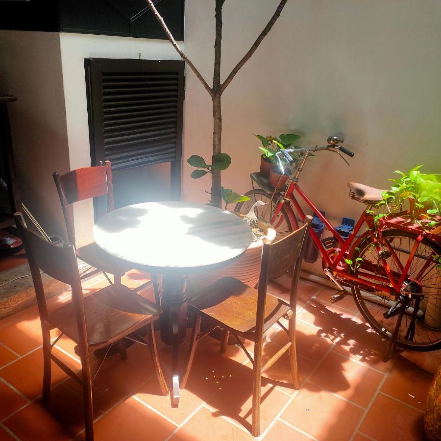 Colin'S Place Malacca Εξωτερικό φωτογραφία